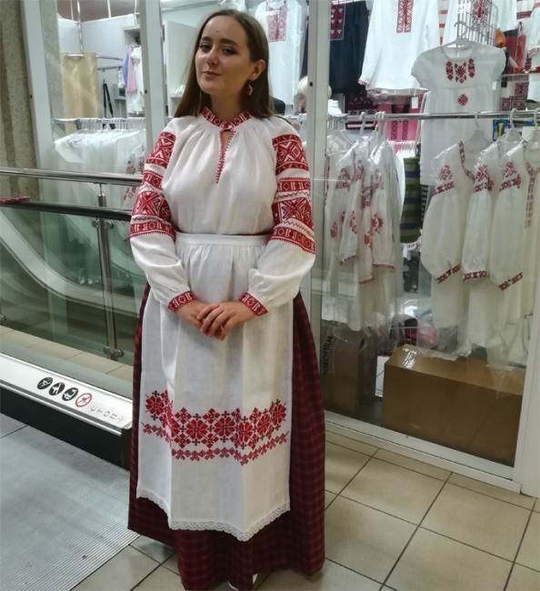Белорусский народный костюм с сорочкой 