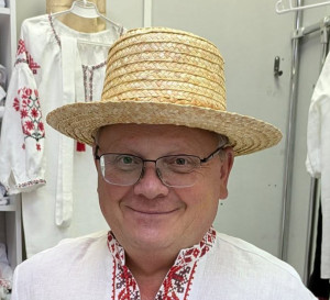 шляпа-брыль соломенная