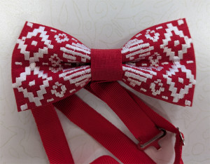 Галстук-бабочка с белорусским орнаментом- фото