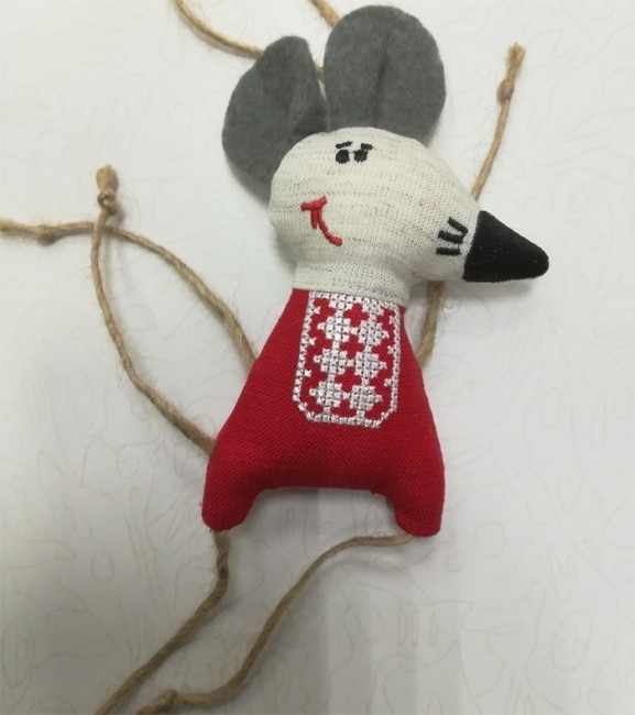 Белорусский сувенир "Мышка"